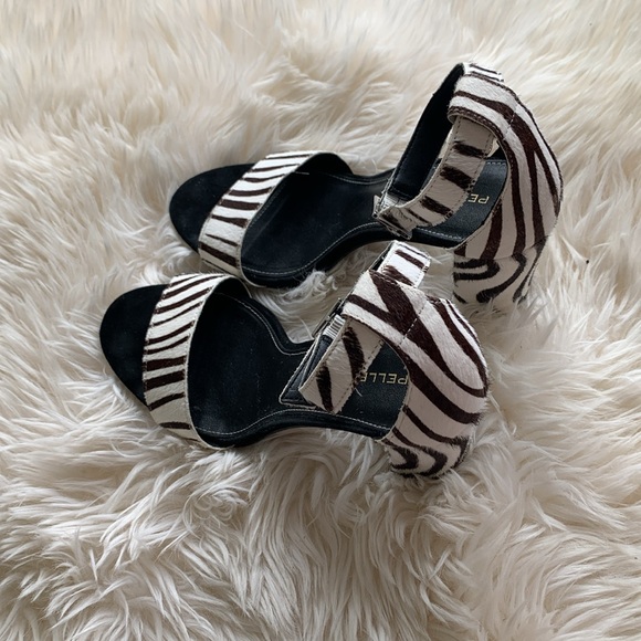 Pelle Moda zebra print cowhide heels size : 6.5 - Picture 5 of 8
